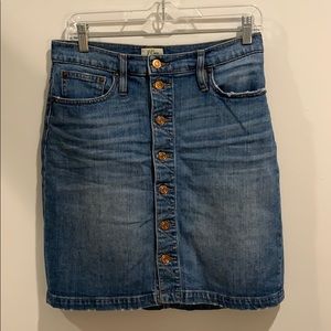 Denim skirt with buttons